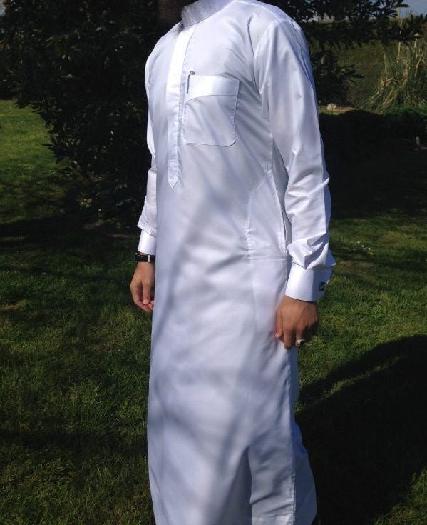 Qamis blanc